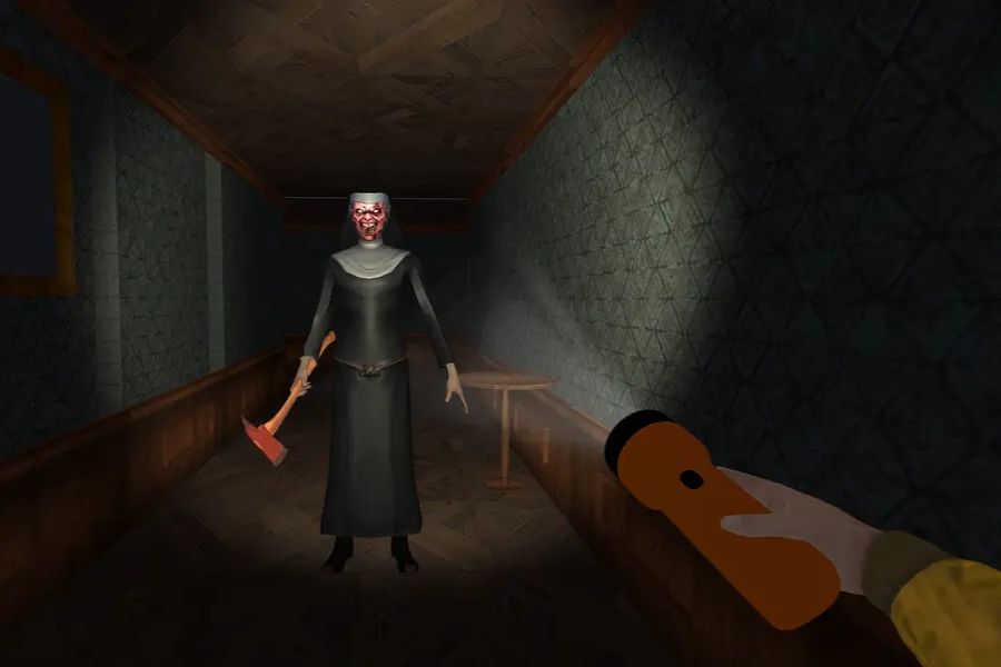 banner Hack Granny 2